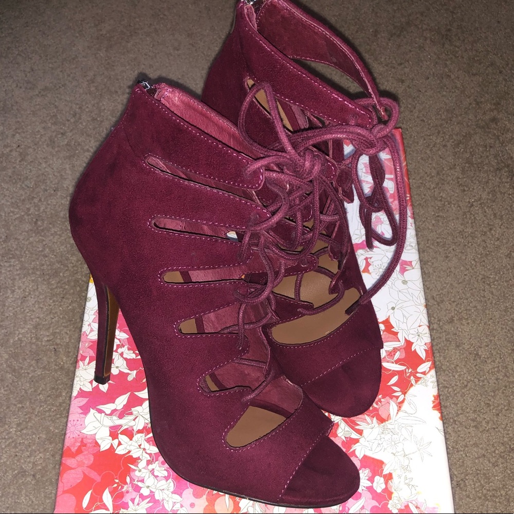 Chinese Laundry Jigsaw Burgundy Heels 👠